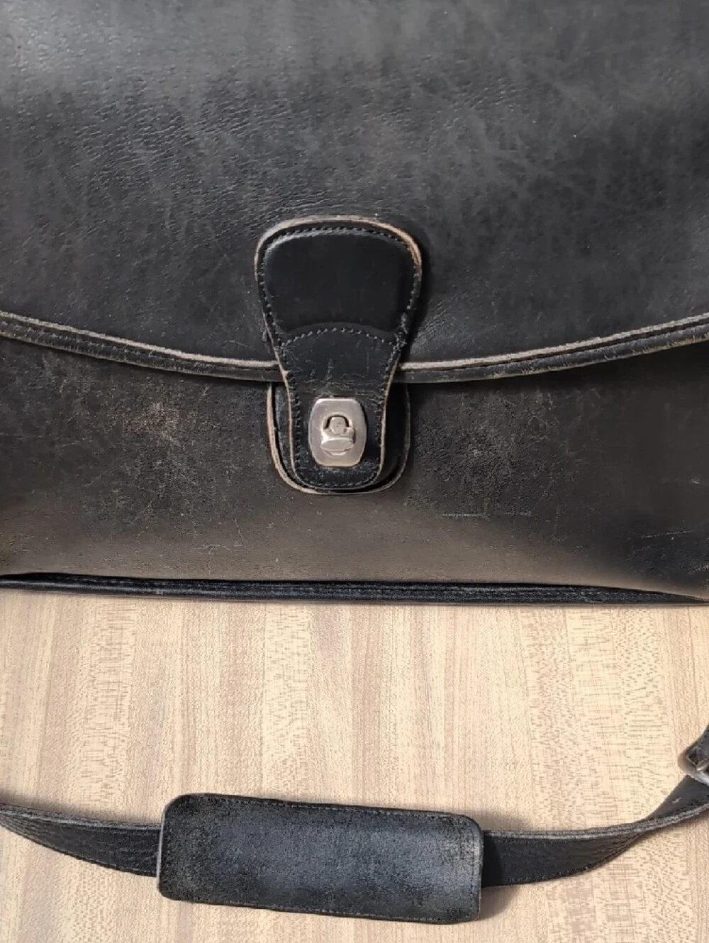 Coach Black Leather Men's Briefcase with Shoulder Strap